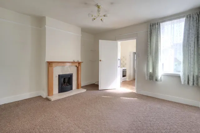Photo 2 — Helder Street, South Croydon, South Croydon, CR2 6HT