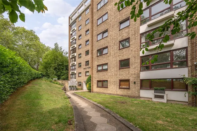 Photo 3 — Primrose Hill Road, Primrose Hill, London, NW3