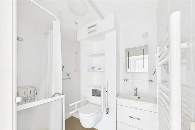 Cedar Close, London, SE21, photo 1