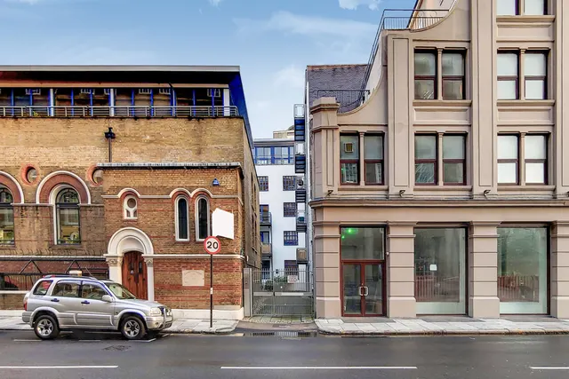 Photo 2 — 22 Masons Yard, London