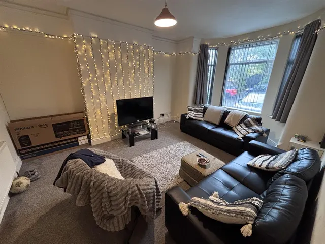 Ladybarn Lane, Fallowfield, M14, photo 2