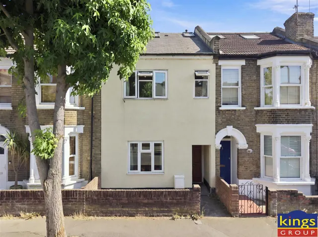 Lynmouth Road, London, photo 1