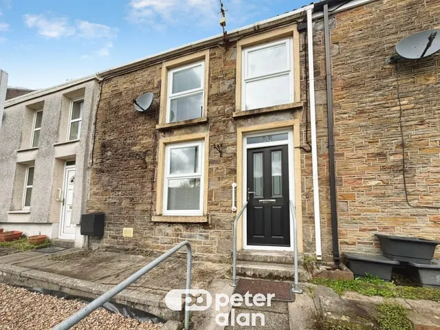 Wern Road, Swansea, SA9, photo 2