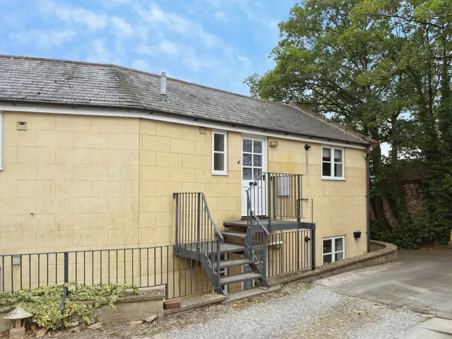 Hendford, Yeovil, photo 1