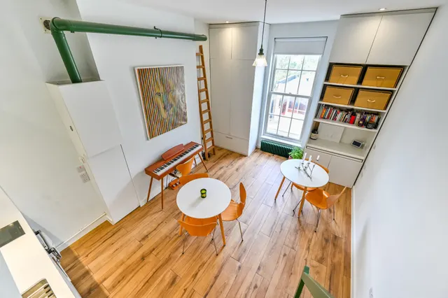 Flat 3, 28a Elizabeth Avenue, London, photo 1