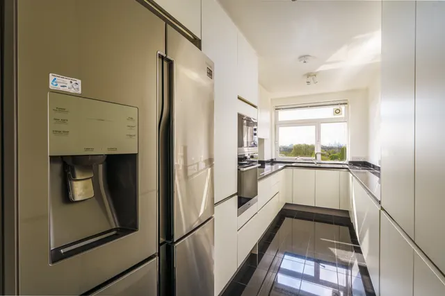 Photo 3 — Sheringham, Queensmead, St John's Wood, London, NW8 6RB