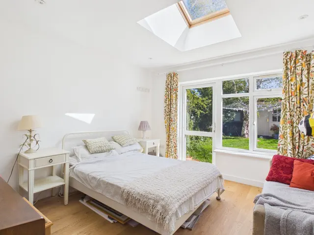 Greenlands, Flackwell Heath, HP10, photo 2