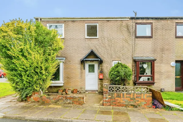 Jubilee Crescent, Bridgend, CF32, photo 1