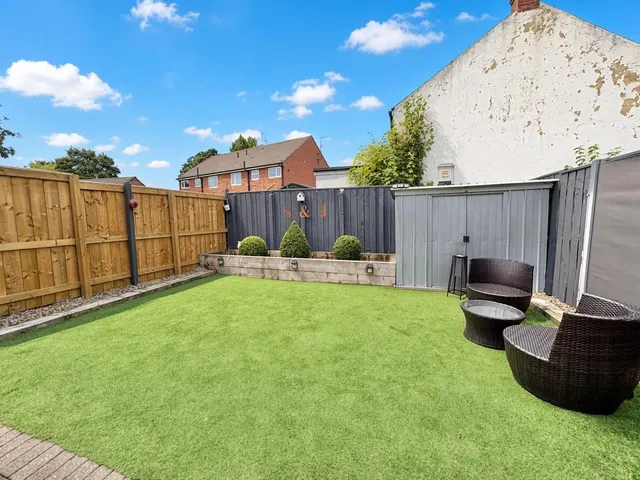 Windsor Court, Shildon, DL4, photo 2