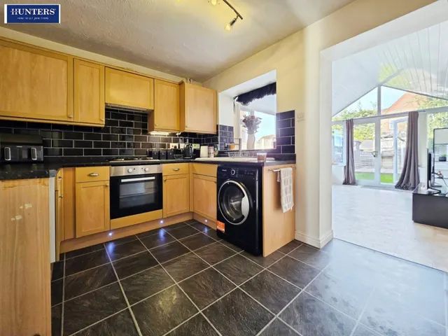 Ivy House Court, Scunthorpe, DN16, photo 2