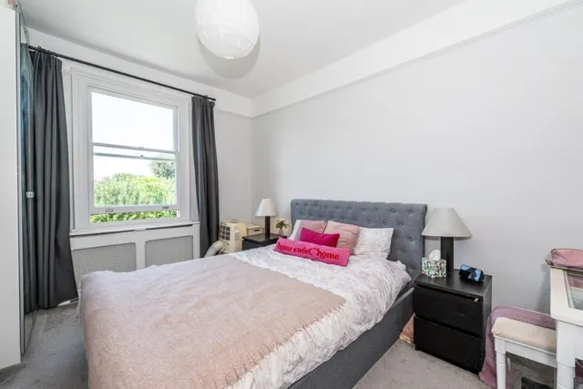 Photo 2 — Wormholt Road, Shepherds Bush, W12