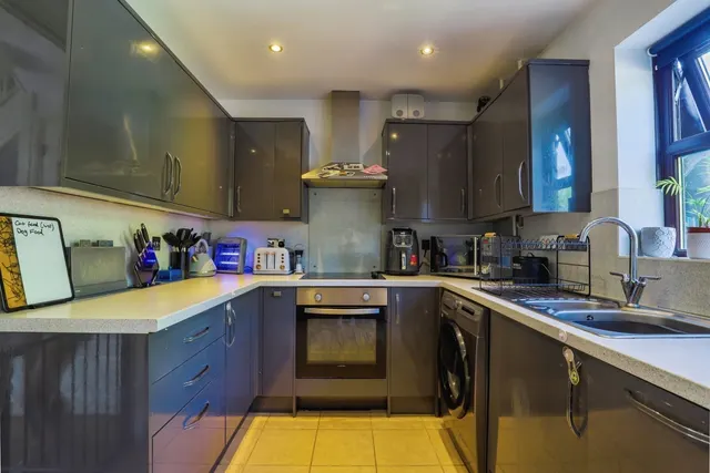 Photo 3 — Aylewyn Green, Kemsley, Sittingbourne, Kent, ME10