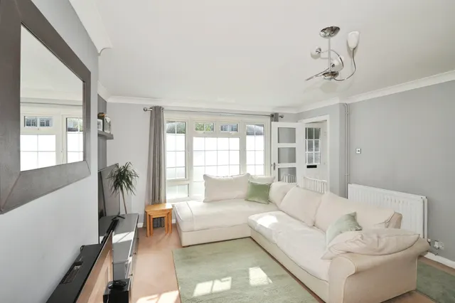 Laleham Close, St. Leonards-On-Sea, TN37, photo 2
