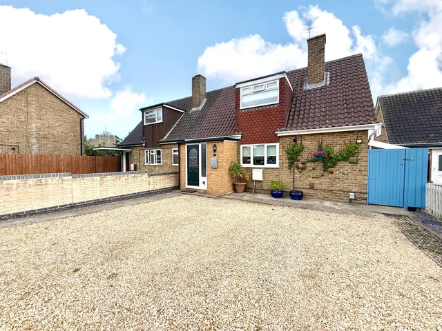 Chickerell Road, Swindon, Wiltshire, SN3 2RH, photo 1