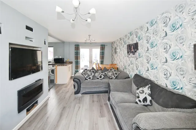 Photo 2 — Keenan Drive, Bedworth, Warwickshire, CV12