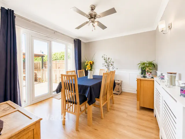 Robin Hood Lane, Lydd, TN29, photo 3