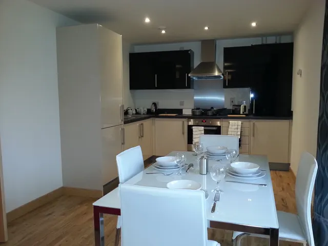 Photo 2 — Pym Court, Cromwell Road, Cambridge, CB1