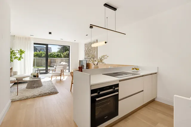 Creswick Road, Acton, W3, photo 1