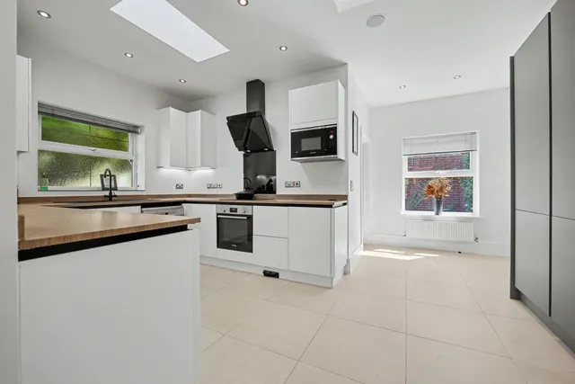 Photo 3 — Marlborough Place, Lutterworth, LE17
