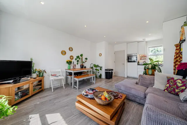 New Church Road, SE5, photo 1