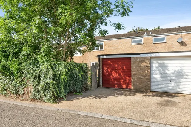 Canterbury Way, Stevenage, photo 1