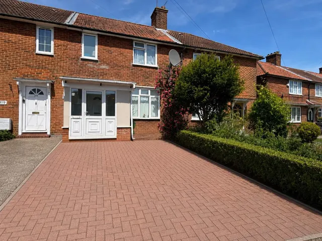 Deansbrook Road, Edgware, HA8, Edgware, photo 1
