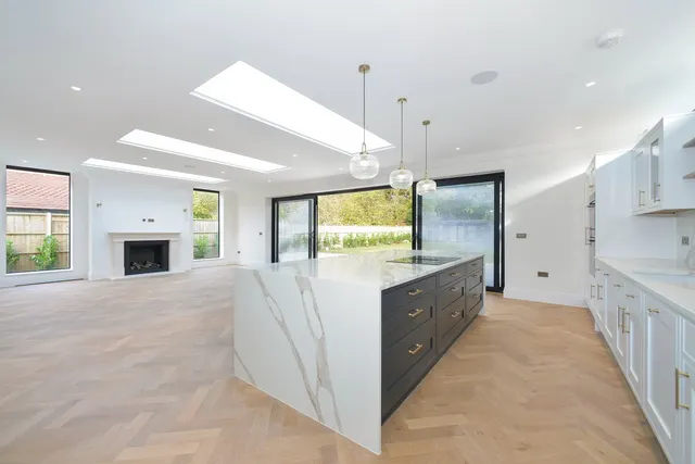 New Park Road, Cranleigh, GU6, photo 3