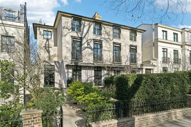 Holland Park Avenue, London, W11 3QU, photo 1