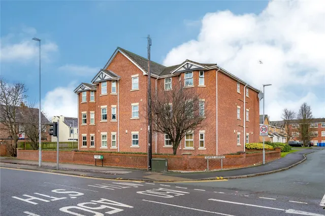Ashfield Gardens, Warrington, Cheshire, WA4, photo 1