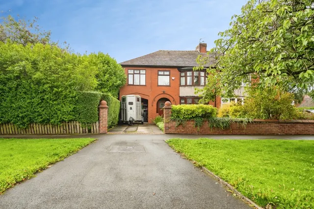 Broadway, Worsley, Manchester, Greater Manchester, M28, photo 1