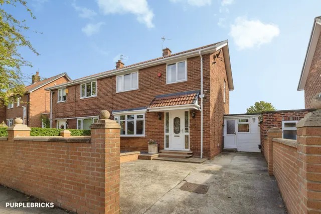 Hutton Avenue, Darlington, DL1, photo 1