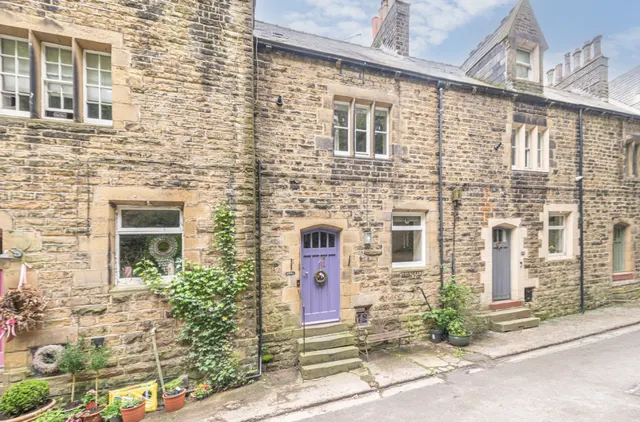 Bank Buildings, Meltham, HD9, photo 1
