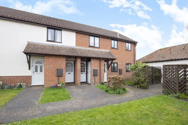 Middleton Court, Wymondham, photo 1