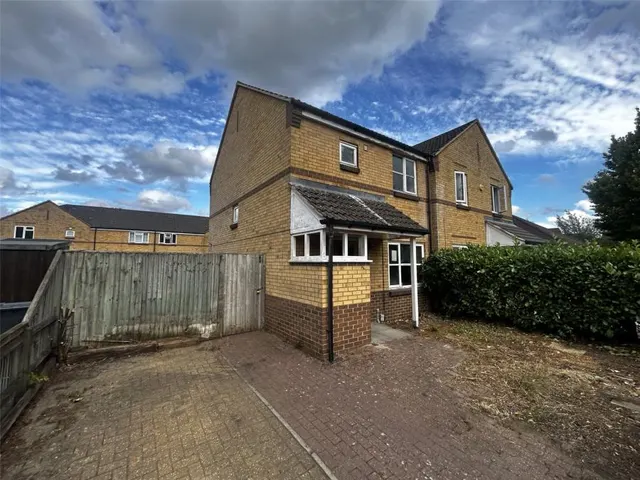 Managua Close, Caversham, RG4, photo 1