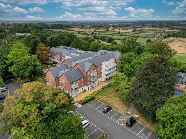 Bath Road, Devizes, SN10, photo 1
