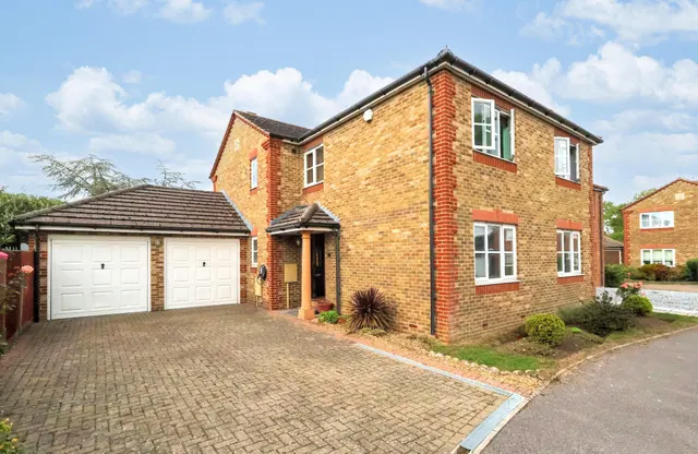 Great Gatton Close, Croydon, CR0 7WA, photo 1