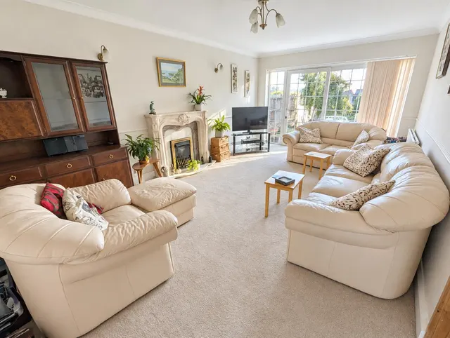 Knowles Hill Road, Newton Abbot, TQ12, photo 2
