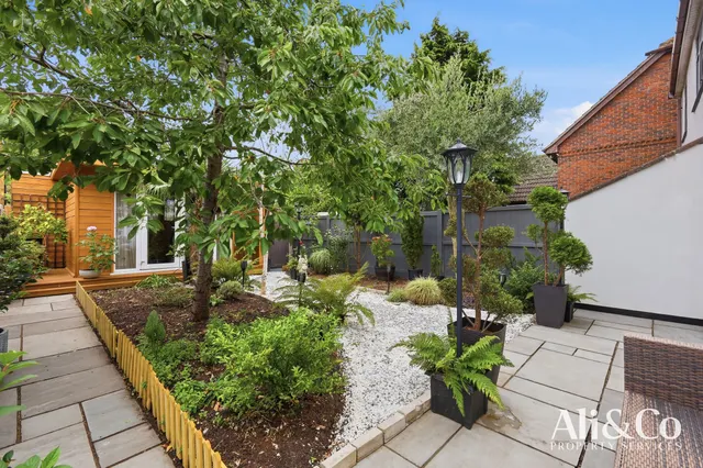 Photo 3 — Lodge Lane, Grays, Essex, RM16 2TP