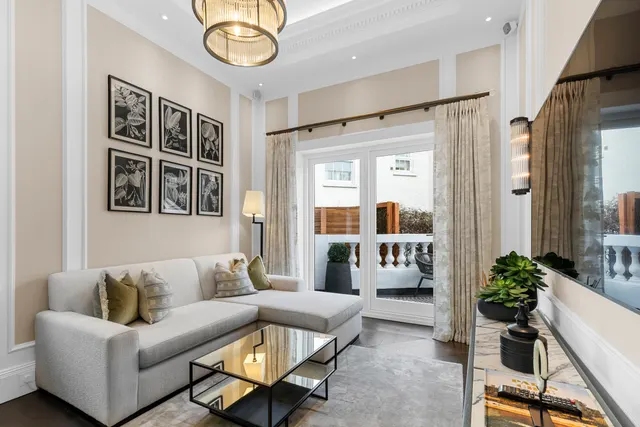 Prince Of Wales Terrace, Kensington, London, photo 1