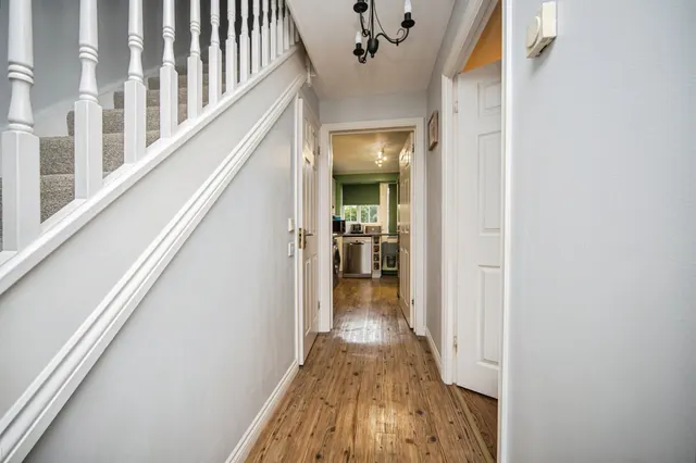 Baileys Gate, Cotford St. Luke, TA4, photo 2