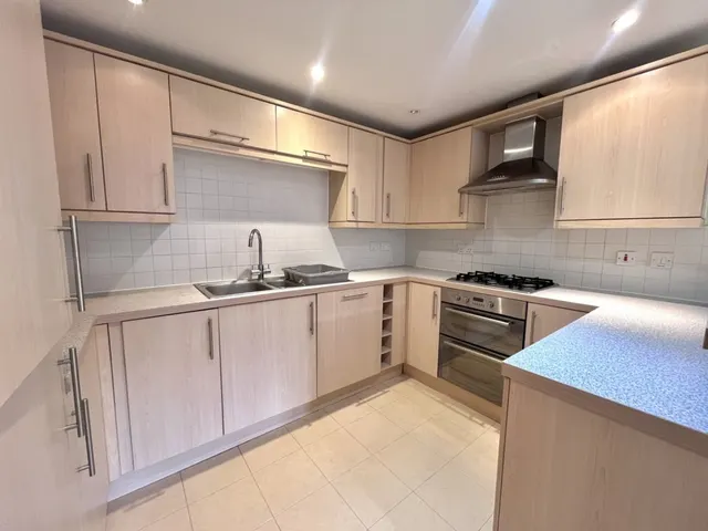 Cherwell Court, Banbury, OX16, photo 2