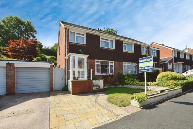 Norwich Road, photo 1