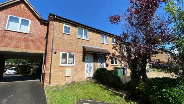 Teal Close, Westbury, photo 1
