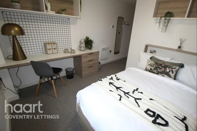 City Centre Accommodation, CV1, photo 1