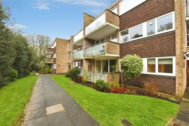 Sawyers Hall Lane, Brentwood, CM15, photo 1