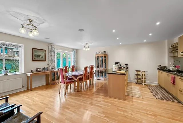 Photo 2 — Charlotte Place, Hale, Cheshire WA15 8WR