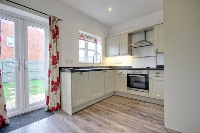 Holme Church Lane, Beverley, photo 3