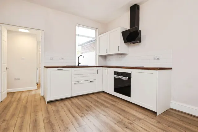 Court Oak Road, Harborne, Birmingham, photo 1
