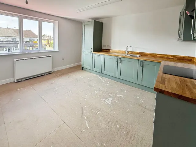 Wigan Road, Leigh, WN7, photo 2
