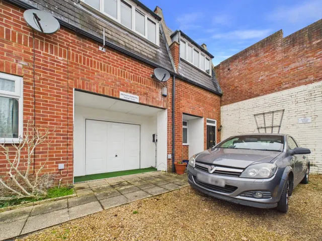 Norcot Road, Tilehurst, RG30, photo 1